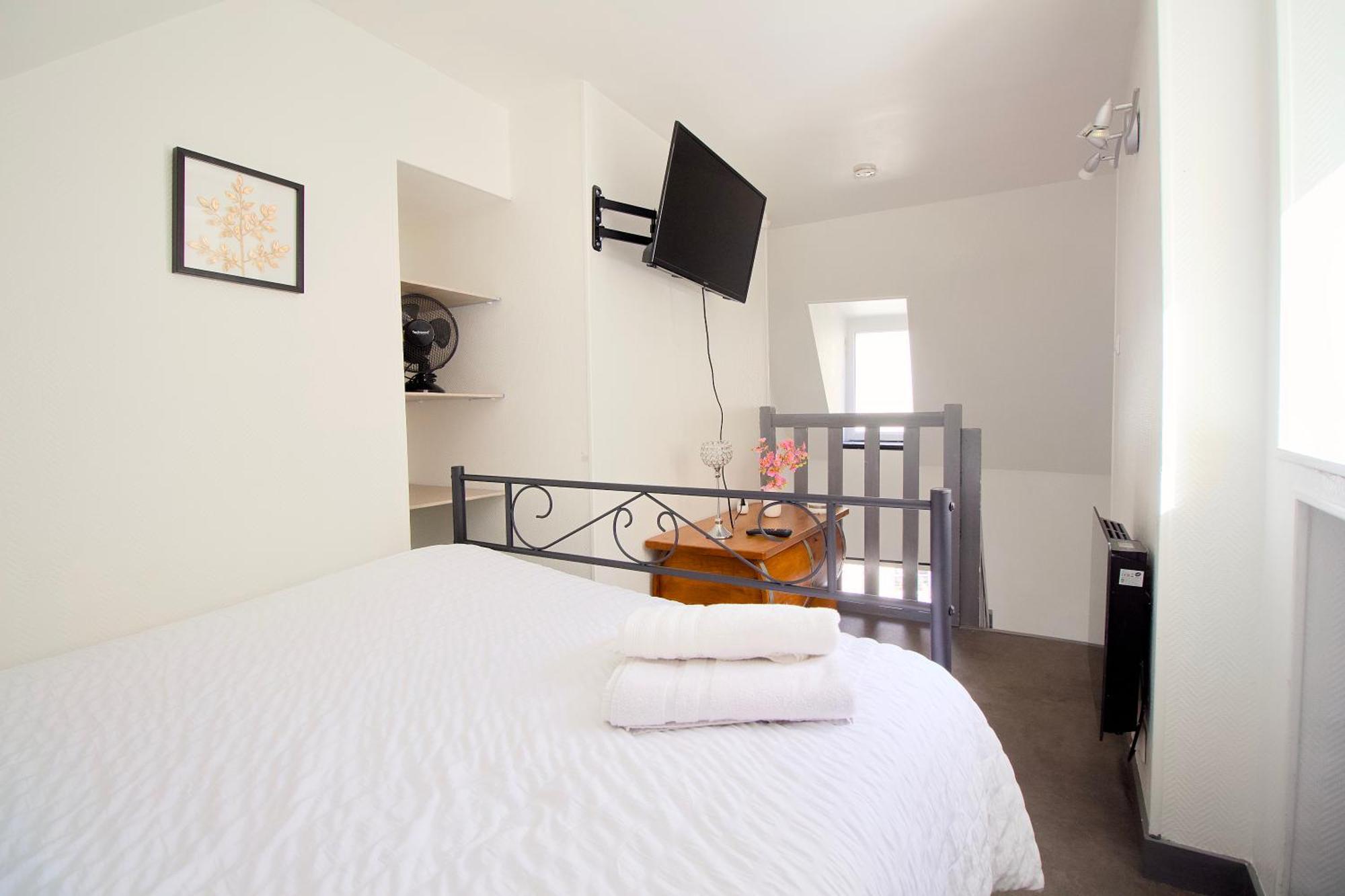 Petit Duplex Lumineux, Hyper Centre A 2 Pas Du Port, Intendance Luxury Host แชร์บูร์ก อ็อง กงต็องแต็ง ภายนอก รูปภาพ